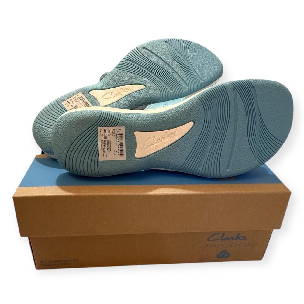 NEW Clarks 9 Breeze Maye Sky Blue Sandals Slide Cloudsteppers Comfort Walking - Picture 8 of 11